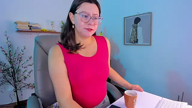 Chanelll Taylorr  online show from July 2026 12:14:01 PM