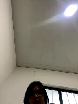 Snapshot of ZTahya chatting on October 2025 10:21:02 PM ZTahya online show from October 2025 10:21:02 PM