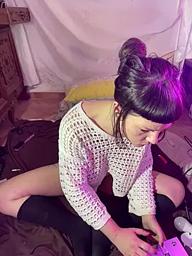 OniricFemme online show from November 2025 10:48:02 AM