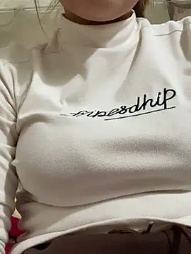 Snapshot of Milk_Mom99 chatting on March 2025 11:01:02 AM Milk Mom99 online show from March 2025 11:01:02 AM