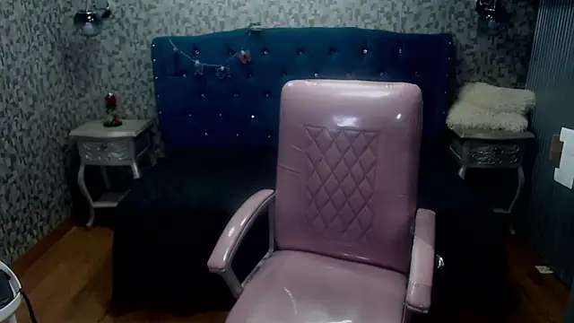 CurvyJulieth online show from June 2026 09:07:02 PM