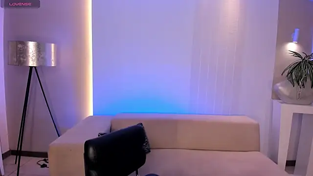 Snapshot of SamanthaKlein_ chatting on October 2025 01:53:02 AM SamanthaKlein online show from October 2025 01:53:02 AM