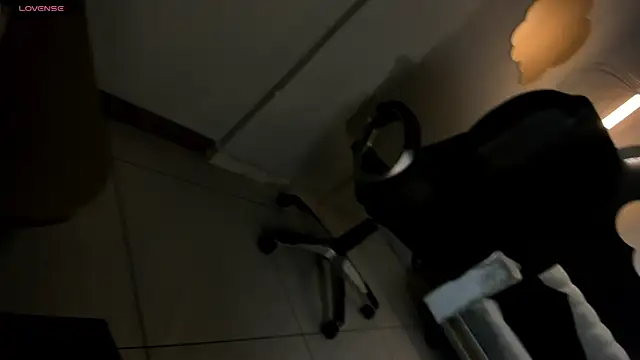 VictoriaMilan  online show from February 2025 12:05:02 PM