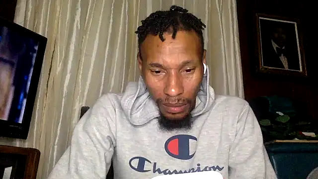 KingDerRico online show from November 2025 02:01:02 AM