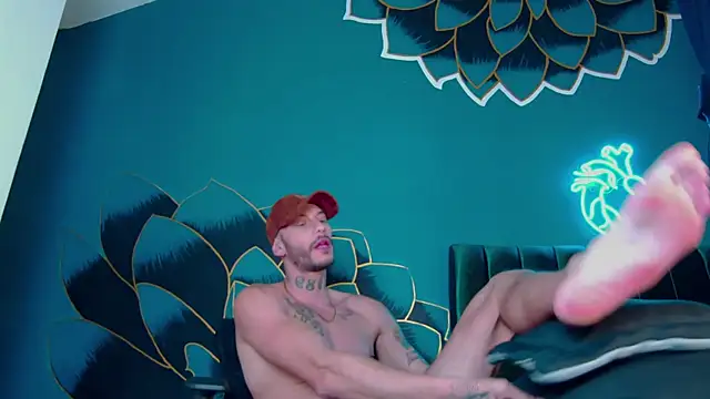 RickG Oficial online show from December 2024 07:38:02 PM