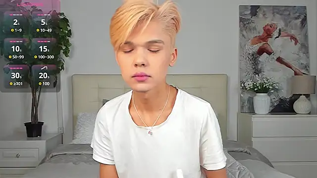 Felix Rey online show from February 2025 08:46:01 PM