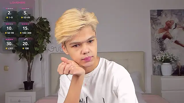 Felix Rey online show from February 2025 04:24:02 PM