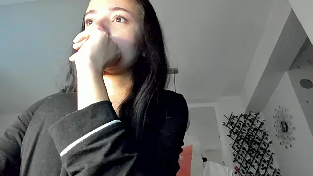 IreneVON online show from December 2024 04:23:02 AM