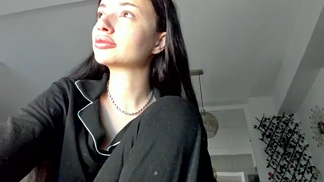 IreneVON online show from December 2024 04:49:02 AM