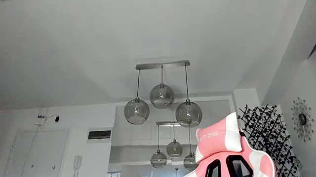 IreneVON online show from March 2025 03:31:02 PM