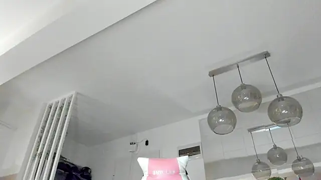 IreneVON online show from December 2025 04:11:02 AM