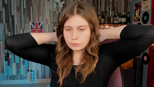 FioraMarmoris online show from November 2025 01:13:01 PM