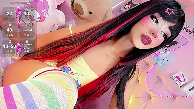 Cute Roxxy online show from May 2026 06:38:02 PM
