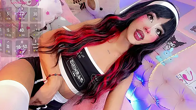 Cute Roxxy online show from July 2026 05:48:02 PM