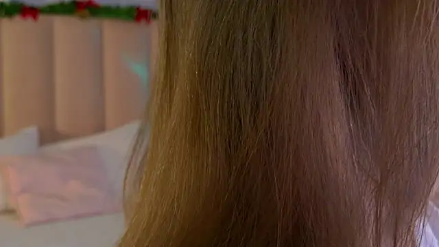 Snapshot of Eva_Natsumi chatting on December 2024 05:27:02 AM Eva Natsumi online show from December 2024 05:27:02 AM