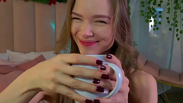 Snapshot of Eva_Natsumi chatting on December 2024 06:22:02 AM Eva Natsumi online show from December 2024 06:22:02 AM