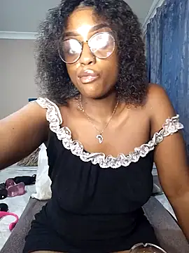 Queen-Chocolate online show from January 2025 11:55:02 PM