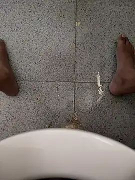 Snapshot of KingCobraClassy chatting on January 2025 07:03:01 AM KingCobraClassy online show from January 2025 07:03:01 AM