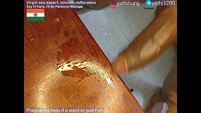 Snapshot of KingCobraClassy chatting on September 2025 12:16:01 AM KingCobraClassy online show from September 2025 12:16:01 AM