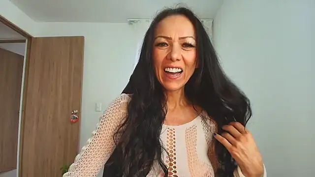 Snapshot of Kasandra_Mature_ chatting on December 2024 12:57:02 PM Kasandra Mature online show from December 2024 12:57:02 PM