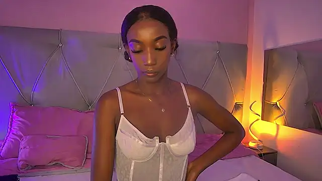 FiorelaLenin online show from March 2026 06:23:02 PM