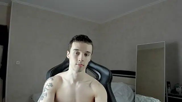 Snapshot of MasonWarholl chatting on February 2025 04:18:02 PM MasonWarholl online show from February 2025 04:18:02 PM