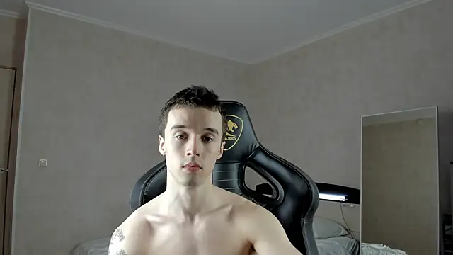 Snapshot of MasonWarholl chatting on February 2025 08:45:02 PM MasonWarholl online show from February 2025 08:45:02 PM