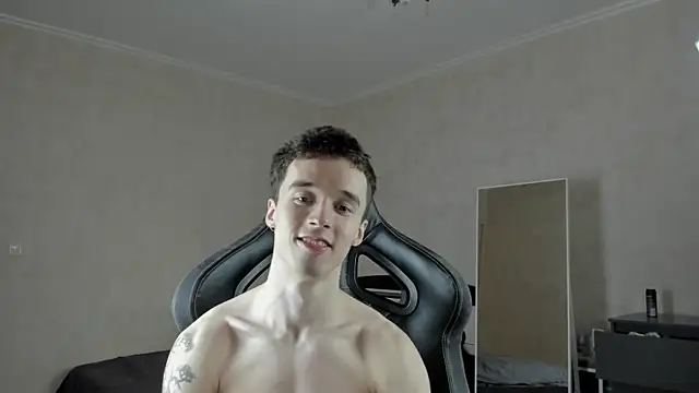 Snapshot of MasonWarholl chatting on March 2025 08:25:02 AM MasonWarholl online show from March 2025 08:25:02 AM