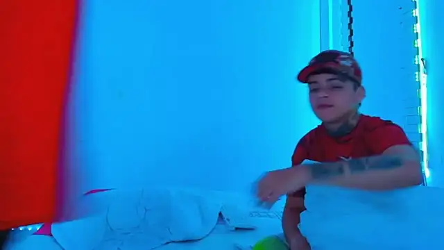 HOT boy2025 online show from February 2025 12:47:02 AM