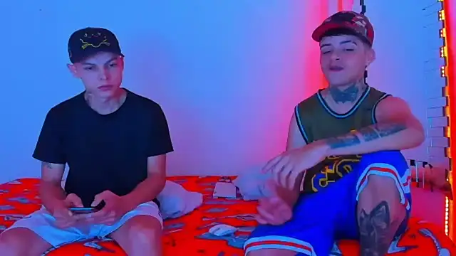 HOT boy2025 online show from February 2025 11:02:02 PM