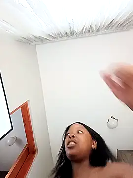 Snapshot of Mayo01_ chatting on November 2025 05:28:02 AM Mayo01 online show from November 2025 05:28:02 AM