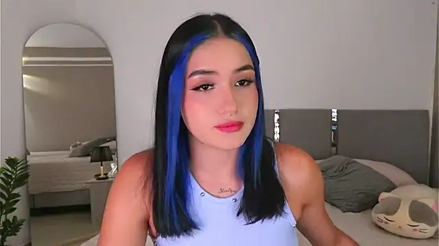 AnnyHizzle online show from September 2025 12:55:01 AM