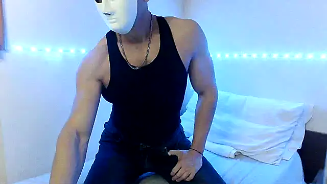 Snapshot of Alexx_Fit023 chatting on December 2024 09:52:02 PM Alexx Fit023 online show from December 2024 09:52:02 PM