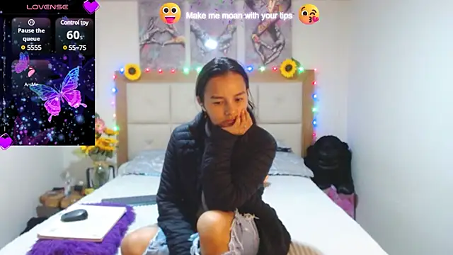 valentina hearts online show from January 2025 02:52:01 AM