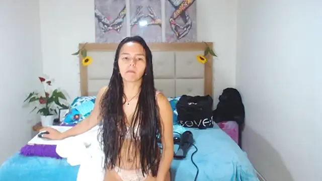 valentina hearts online show from March 2025 08:41:02 PM