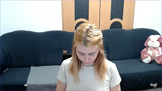 VioletaFlower7 online show from February 2025 08:52:02 AM