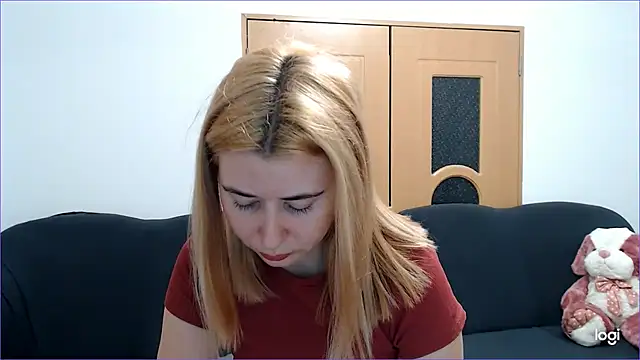 VioletaFlower7 online show from February 2025 09:56:02 AM