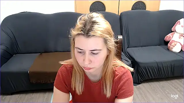 VioletaFlower7 online show from March 2025 04:43:02 PM