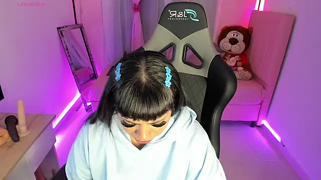 zoesullivan online show from February 2025 09:26:02 AM