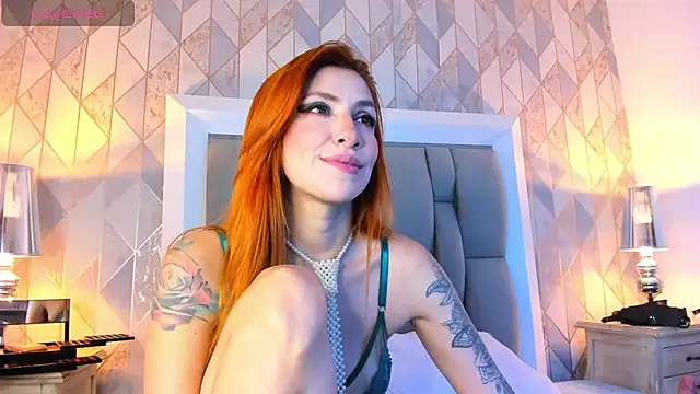 Ginger Violetta  online show from December 2024 07:35:01 PM