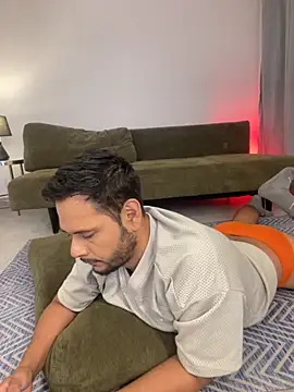 Snapshot of Nate_Ocean chatting on November 2025 04:22:02 AM Nate Ocean online show from November 2025 04:22:02 AM