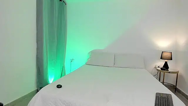 Snapshot of Nate_Ocean chatting on January 2026 01:20:02 AM Nate Ocean online show from January 2026 01:20:02 AM