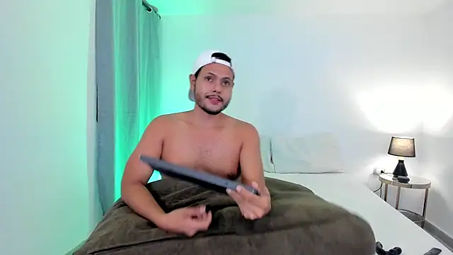 Snapshot of Nate_Ocean chatting on January 2026 07:57:01 AM Nate Ocean online show from January 2026 07:57:01 AM