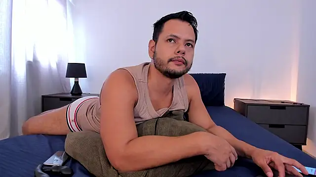 Snapshot of Nate_Ocean chatting on February 2026 03:54:02 PM Nate Ocean online show from February 2026 03:54:02 PM