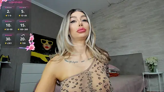 Alessa Burns online show from September 2025 06:35:01 AM