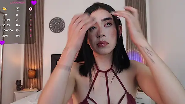 Snapshot of Julieta_De_Los_Angeles chatting on December 2024 08:57:02 PM Julieta De Los Angeles online show from December 2024 08:57:02 PM