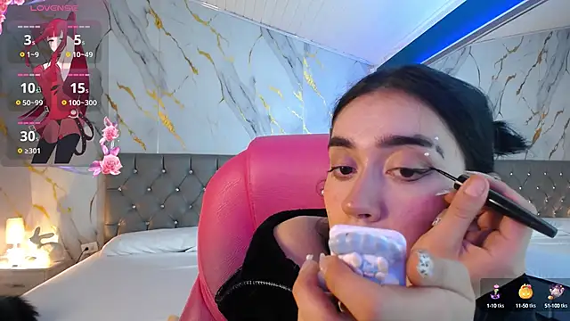 Snapshot of Julieta_De_Los_Angeles chatting on February 2025 06:43:01 AM Julieta De Los Angeles online show from February 2025 06:43:01 AM