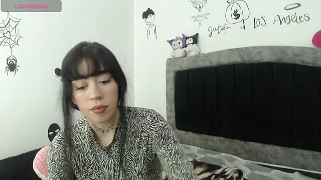 Snapshot of Julieta_De_Los_Angeles chatting on March 2026 08:59:02 PM Julieta De Los Angeles online show from March 2026 08:59:02 PM