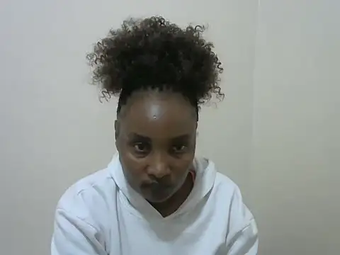 Snapshot of StacyGee24 chatting on October 2025 05:05:01 AM StacyGee24 online show from October 2025 05:05:01 AM