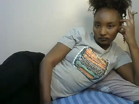 Snapshot of StacyGee24 chatting on October 2025 05:14:02 PM StacyGee24 online show from October 2025 05:14:02 PM